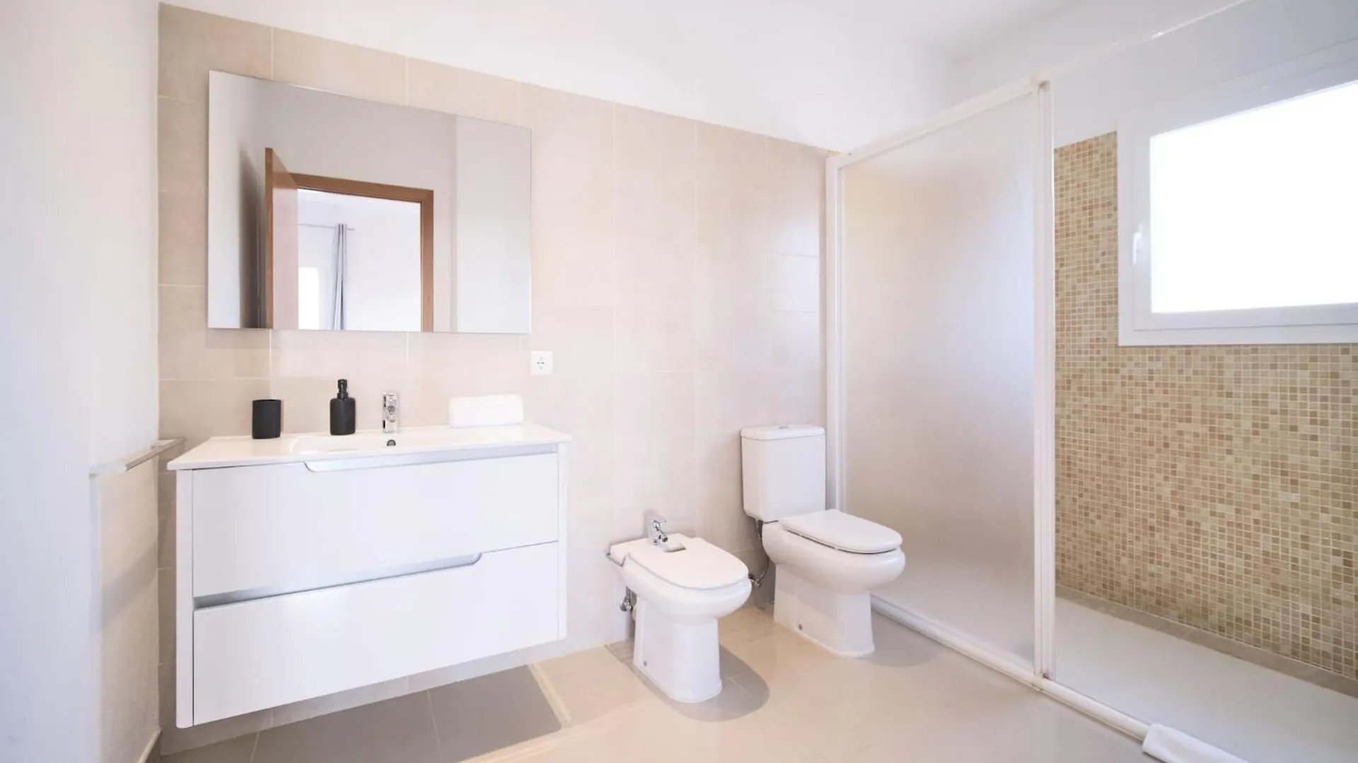 Inibiza Villas - Villa Romeo Santa Eularia des Riu 0*,