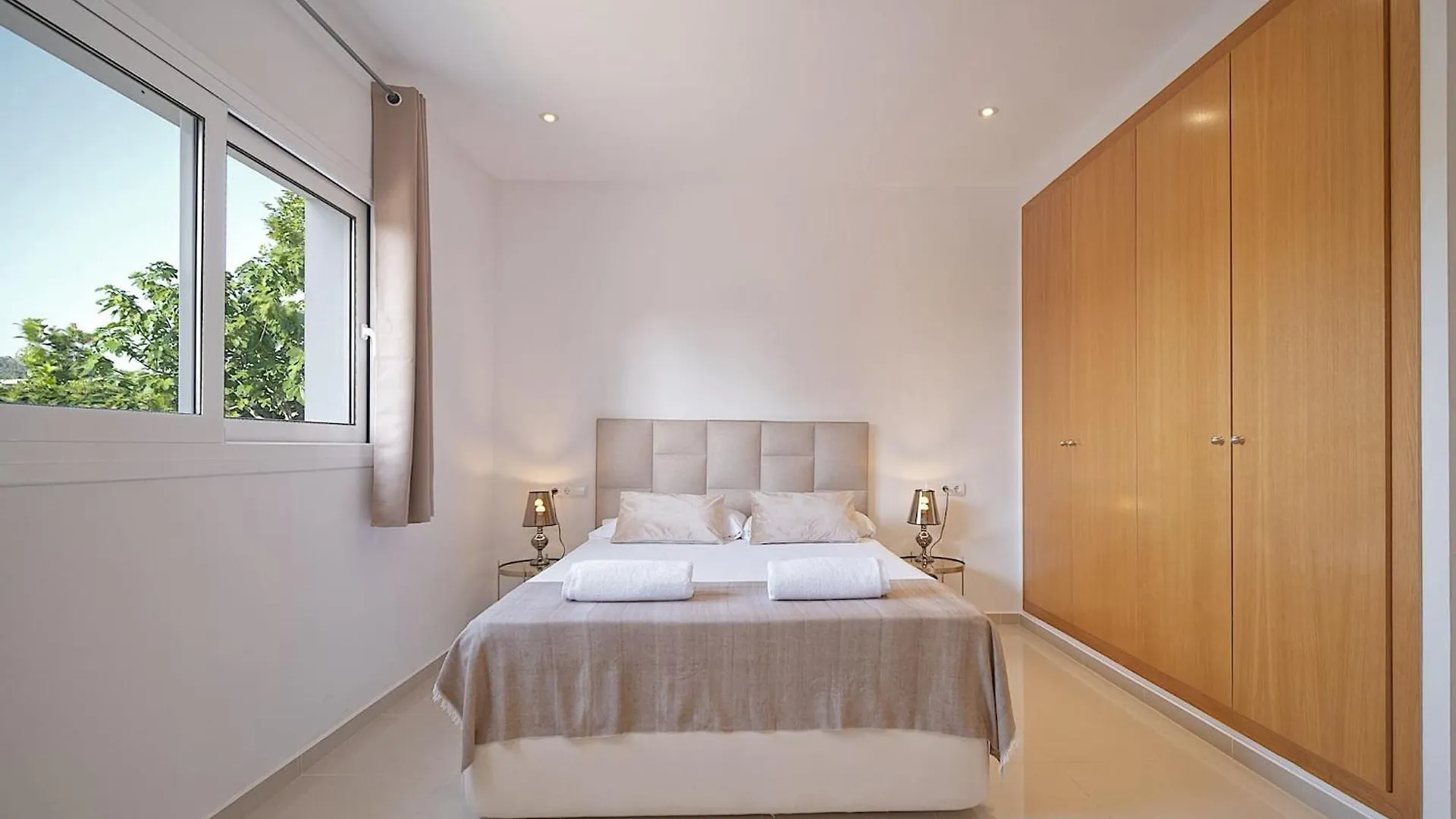 Inibiza Villas - Villa Romeo 圣埃乌拉利亚
