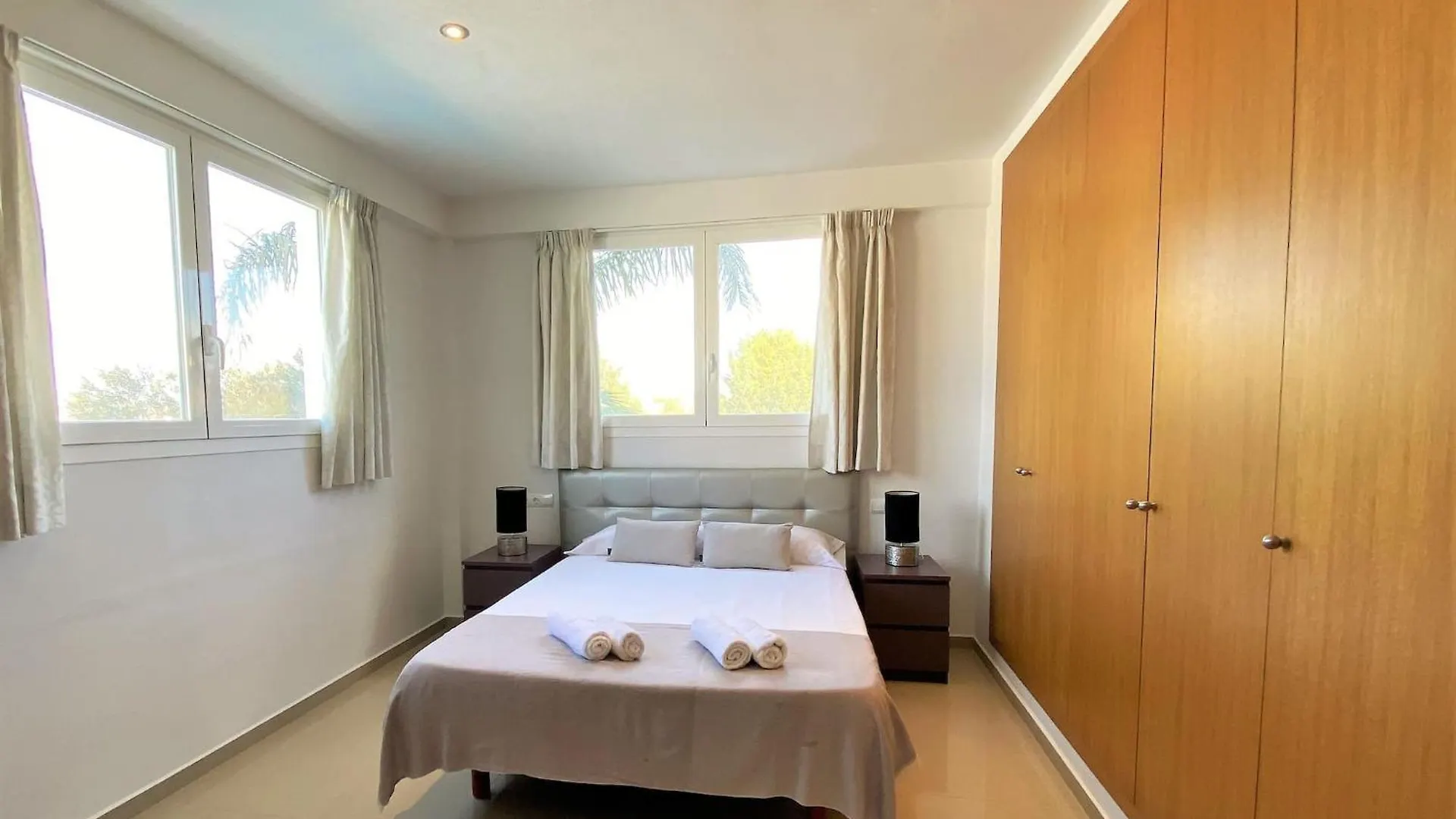 Inibiza Villas - Villa Romeo 圣埃乌拉利亚